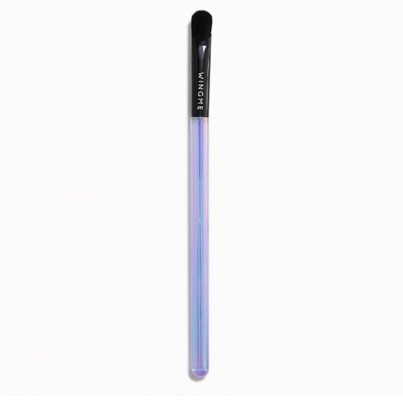 NWT WINGME COSMETICS Perfect Eyeshadow Shading Brush - Picture 3 of 3